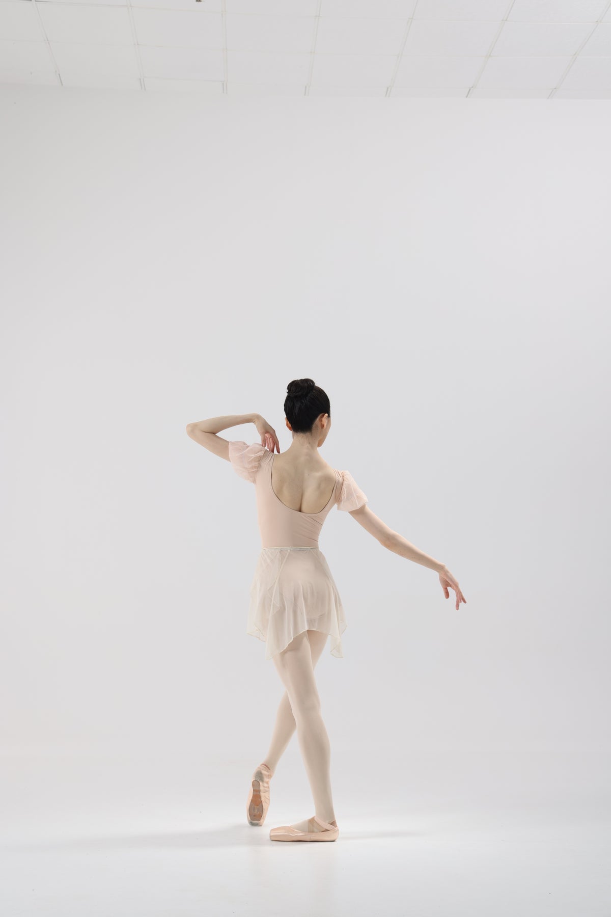 Shell Pink Mesh Puff Sleeve Ballet Leotard product image 9